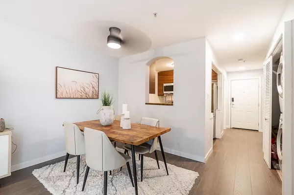 Vancouver, BC V5R 2P5,3628 Rae AVE #106