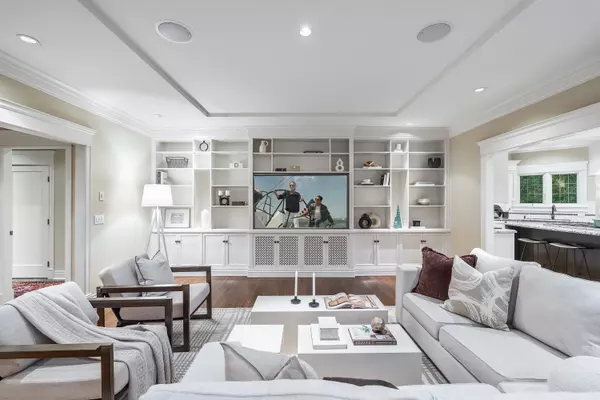 Vancouver, BC V6N 3S6,2716 W 49th AVE