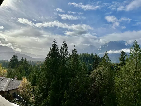 Squamish, BC V8B 0G1,1026 Glacier View DR #19