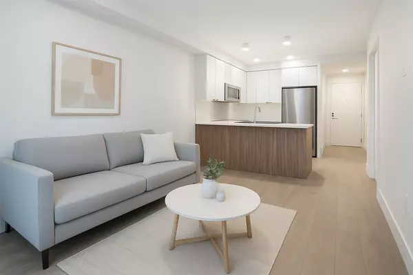 Langley, BC V3A 4E4,20061 Fraser HWY #413