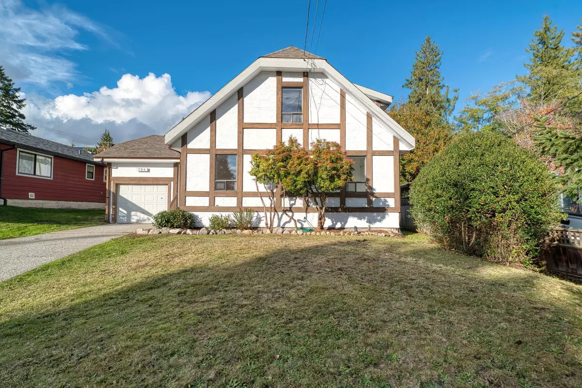 Gibsons, BC V0N 1V9,786 Creekside CRES