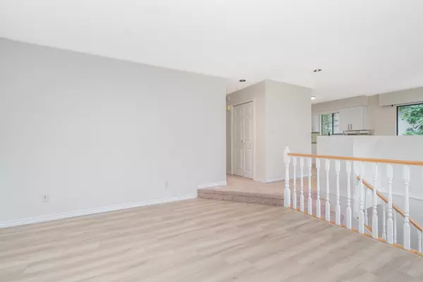 Port Coquitlam, BC V3B 5M1,3924 Victoria PL