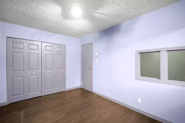 Burnaby, BC V5E 4B7,5741 Mayview CIR