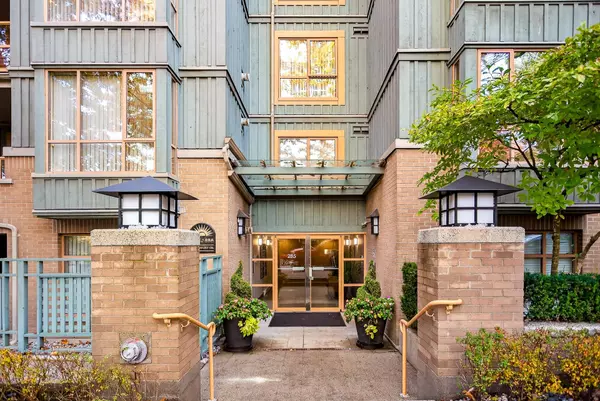 Port Moody, BC V3H 5J6,285 Newport DR #415