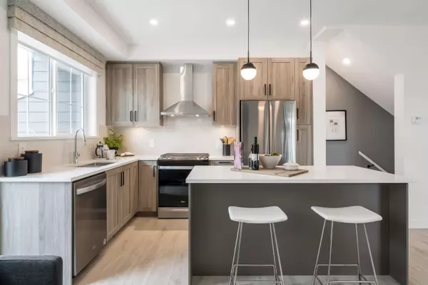 Langley, BC V2Y 2B7,8433 203a ST #16