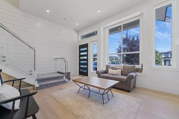 Surrey, BC V4N 1Y6,16466 103 AVE