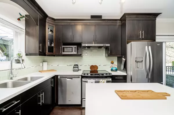 Port Coquitlam, BC V3B 3R2,3488 Sefton ST #104