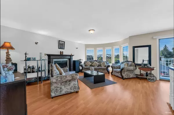 Surrey, BC V3V 2M5,11942 99 AVE