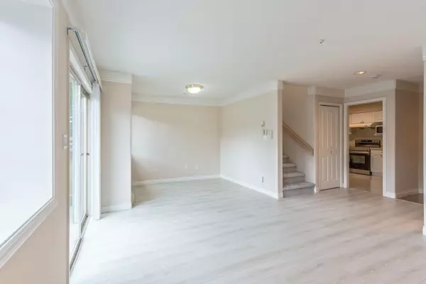 Vancouver, BC V6P 3Y2,8322 Shaughnessy ST