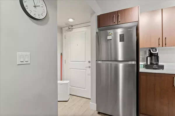 Chilliwack, BC V2P 0A9,45555 Yale RD #101