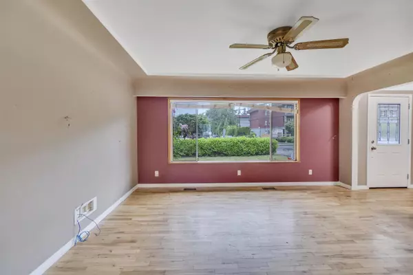 Maple Ridge, BC V2X 2Y8,22128 119 AVE