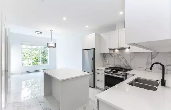 Langley, BC V3A 4A3,5415 Brydon CRES #109