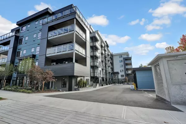 Abbotsford, BC V0V 0V0,33886 Pine ST #118