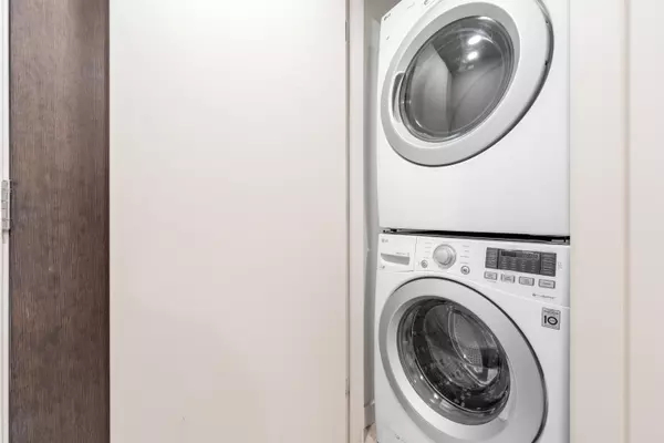 Richmond, BC V6X 0R8,5580 No. 3 RD #905