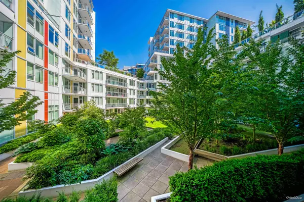 Richmond, BC V6X 0T4,8699 Hazelbridge WAY #617