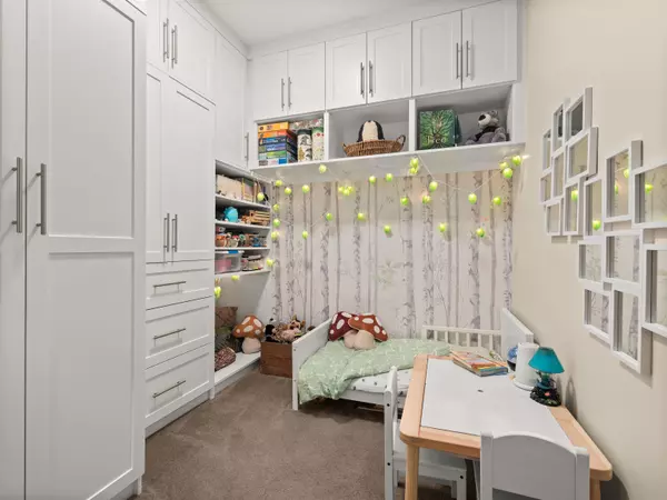 Langley, BC V1M 0C8,23255 Billy Brown RD #301