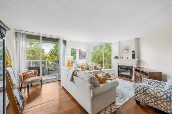 New Westminster, BC V3L 5R4,71 Jamieson CT #404