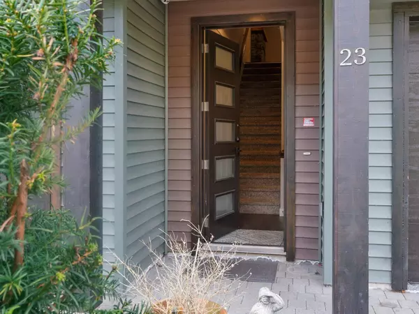 Harrison Hot Springs, BC V0M 1K0,520 Hot Springs RD #23