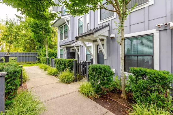 Surrey, BC V3S 0A2,5945 176a ST #21