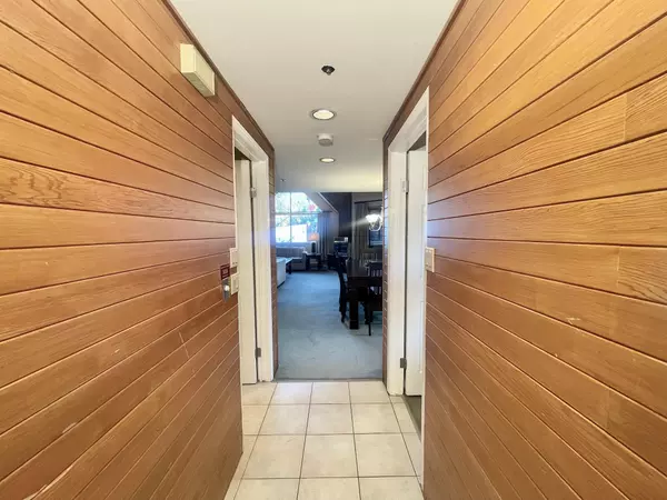 Whistler, BC V8E 1B8,4293 Mountain SQ #906