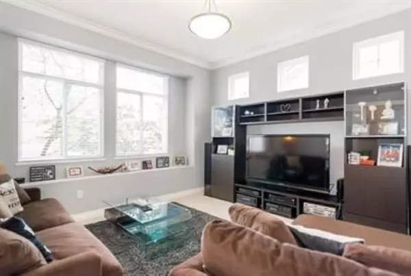 Port Coquitlam, BC V3B 8A2,1028 Riverwood Gate