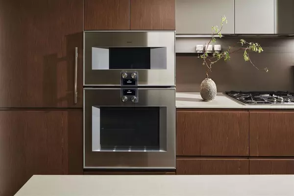 Vancouver, BC V6Z 1W2,1277 Hornby ST #2206