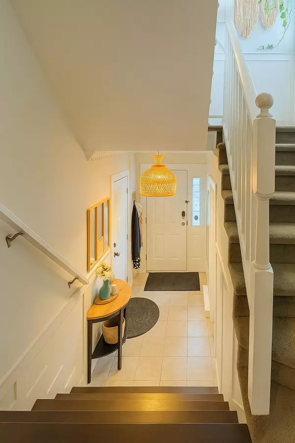 Surrey, BC V3S 6K6,19352 Fraser HWY #104