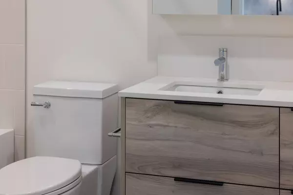 Abbotsford, BC V2T 0A5,30494 Cardinal AVE #412