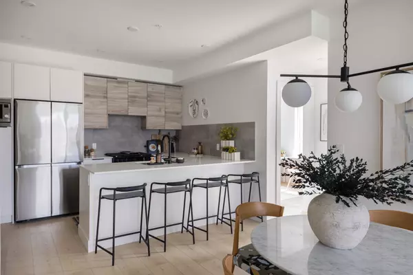 Abbotsford, BC V2T 0A5,30494 Cardinal AVE #610