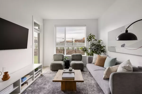 Abbotsford, BC V2T 0A5,30494 Cardinal AVE #610