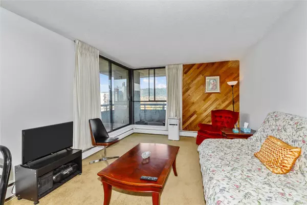 Burnaby, BC V3J 7G7,3755 Bartlett CT #2402