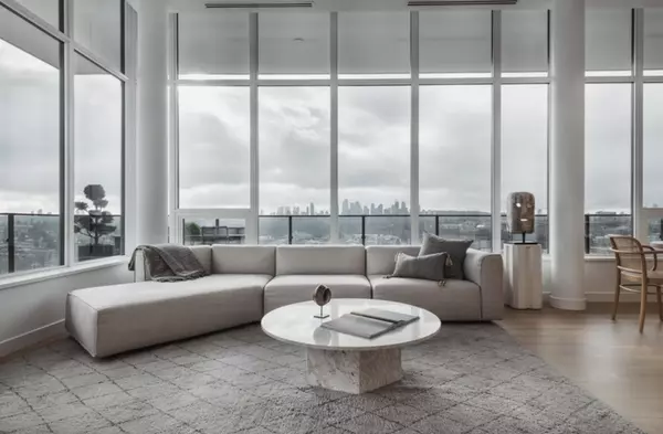 Burnaby, BC V5C 0K2,2425 Alpha AVE #2701