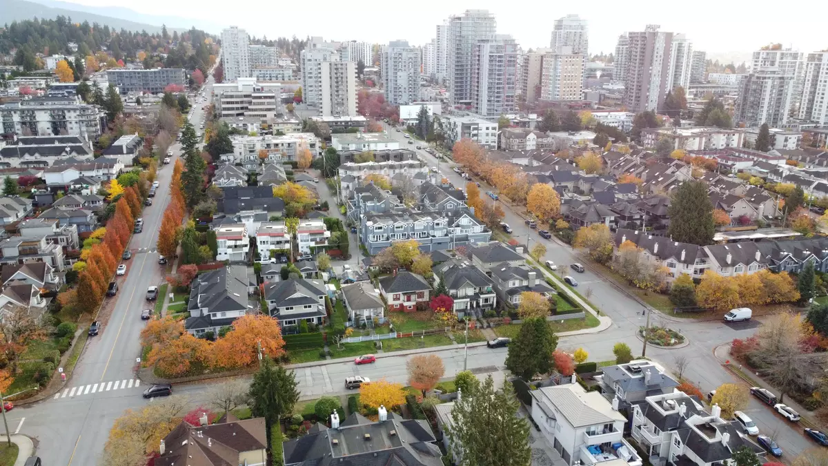 North Vancouver, BC V7M 2S8,1632 Mahon AVE