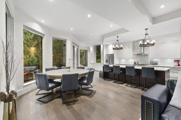 Anmore, BC V3H 4Z4,3295 Sunnyside RD #22