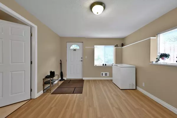 Langley, BC V3A 4N9,4570 Uplands DR