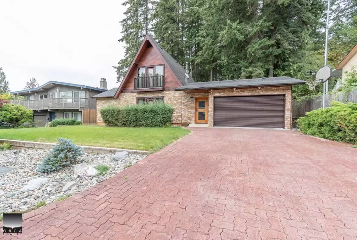 North Vancouver, BC V7H 1M2,2752 Byron Road