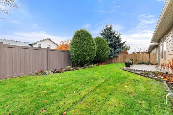 Chilliwack, BC V2R 5W6,46000 Thomas RD #222