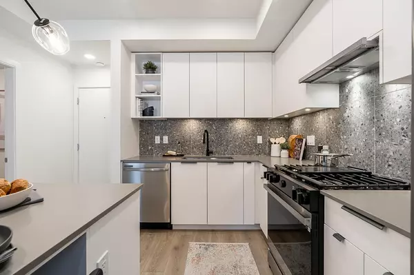 Langley, BC V2Y 3X8,7936 206 ST #320