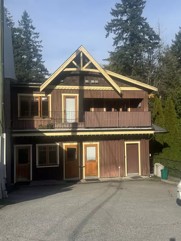 Bowen Island, BC V0N 1G2,475 Bowen Island Trunk RD