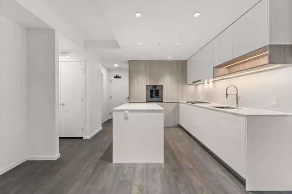 Richmond, BC V6Y 0N2,6500 Minoru BLVD #1211