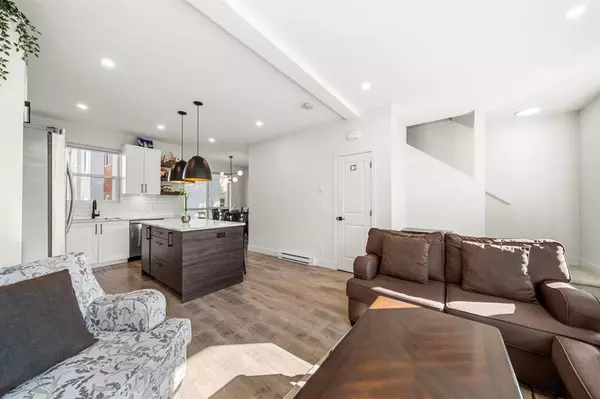 Abbotsford, BC V4X 1M3,27640 Lantern AVE #5