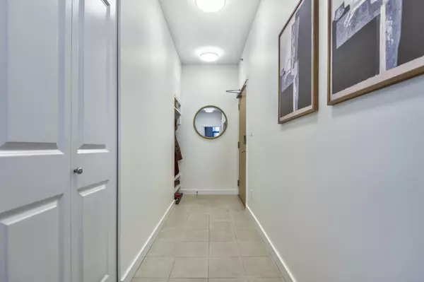 Burnaby, BC V5C 0B2,2289 Yukon CRES #3005