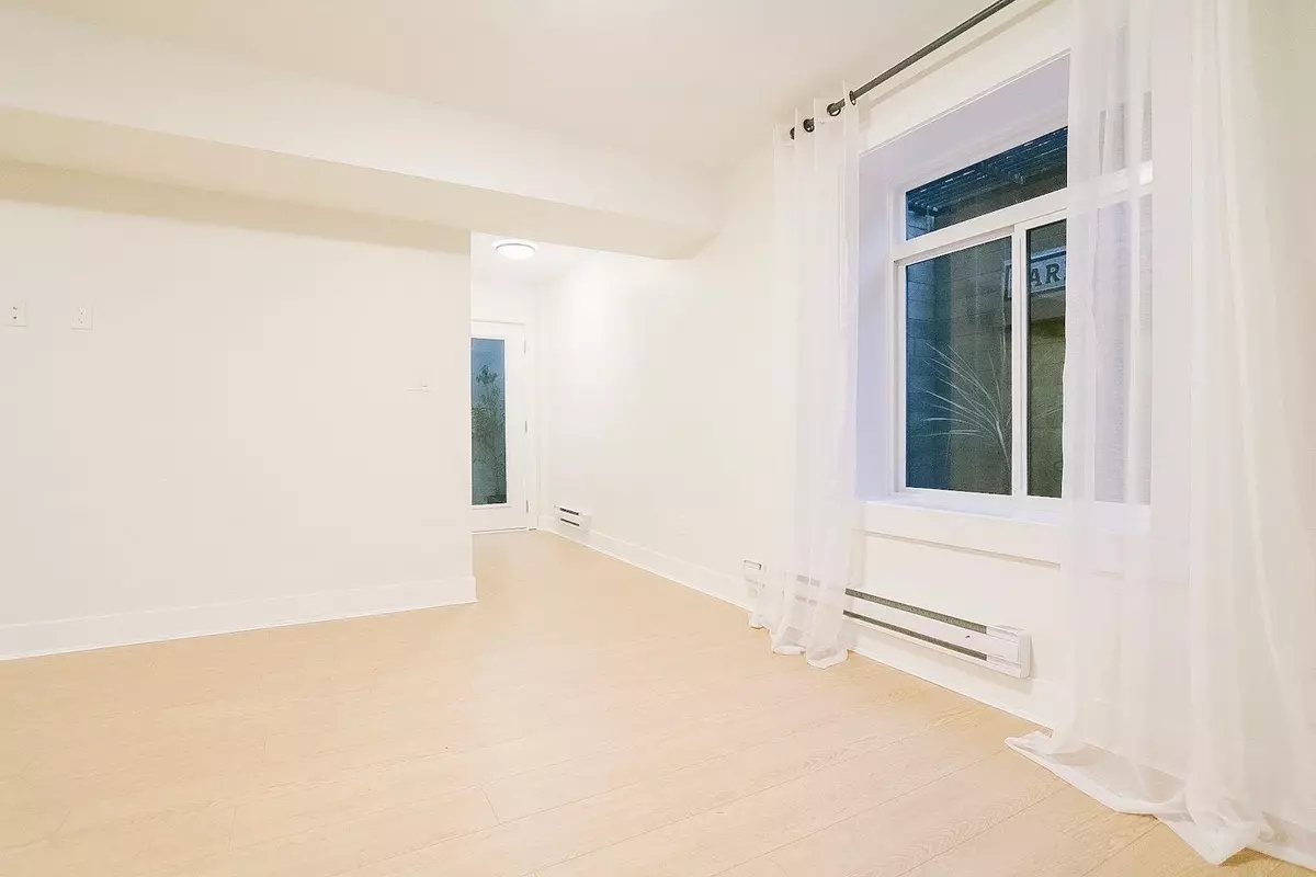 North Vancouver, BC,Address not disclosed