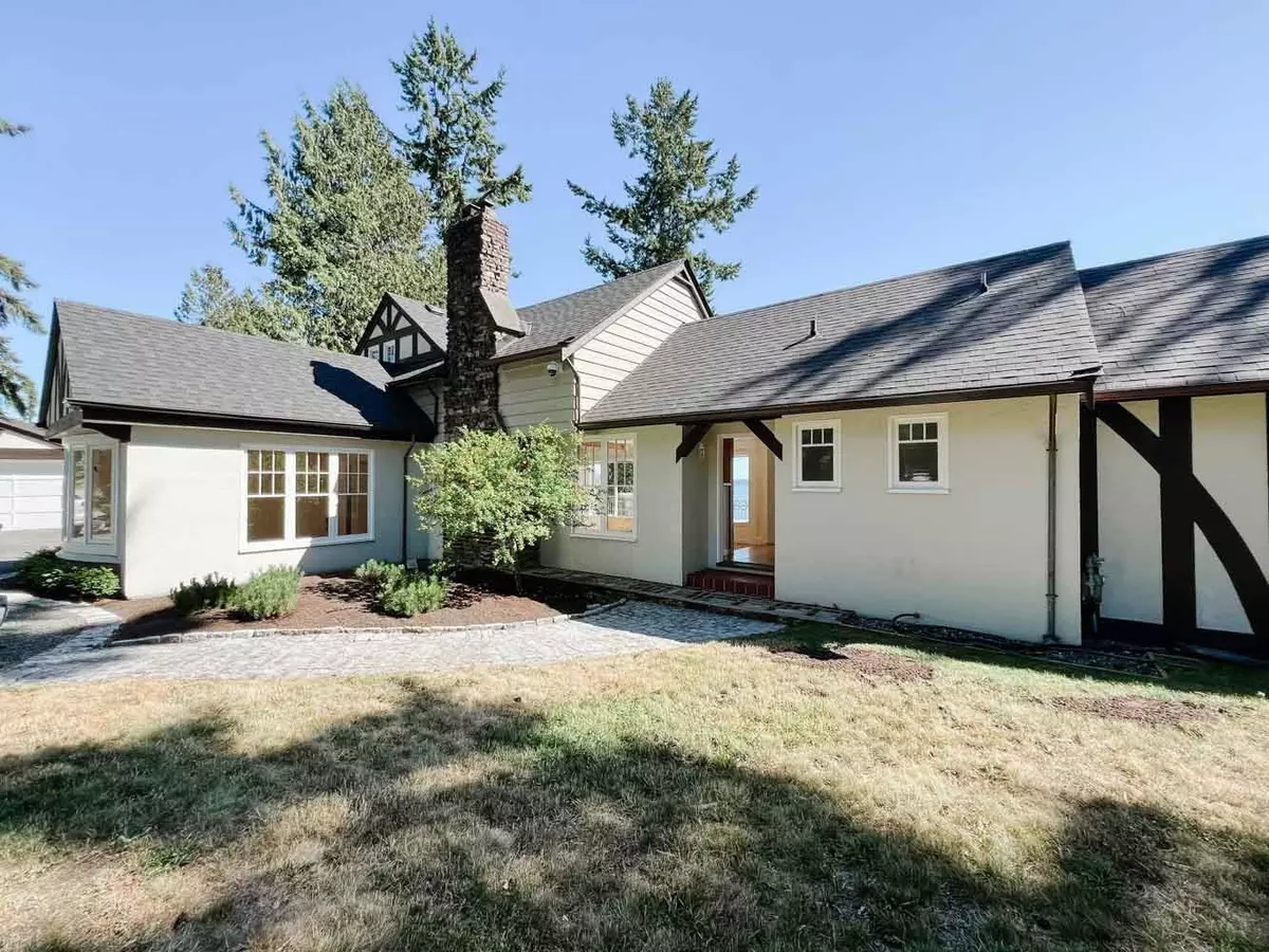 West Vancouver, BC,Address not disclosed