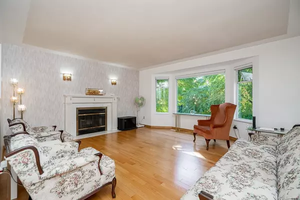 Burnaby, BC V5B 2N4,5031 Halifax ST