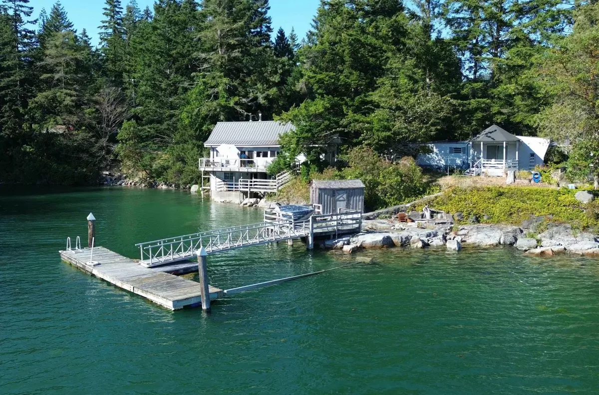 Pender Harbour, BC V0N 2H1,4776 Francis Peninsula RD