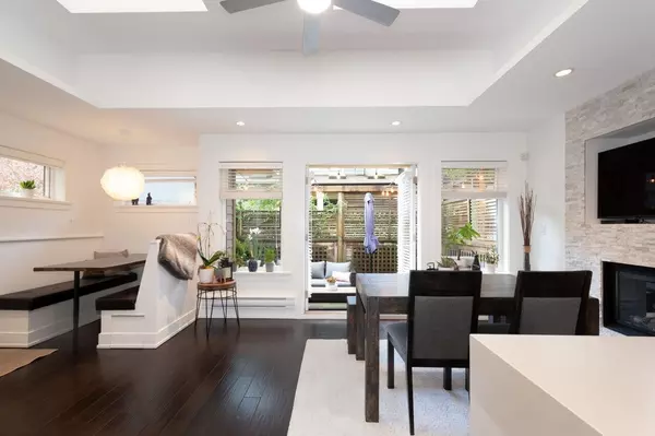 North Vancouver, BC V7L 2E1,250 E 10th ST