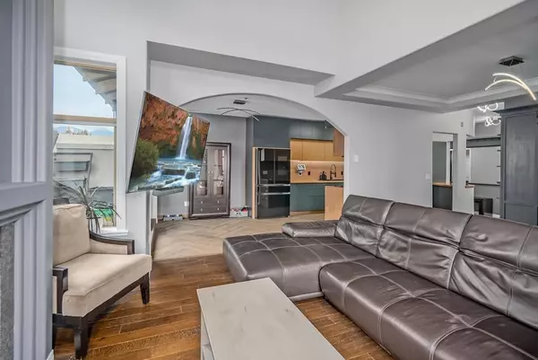 Coquitlam, BC V3E 3J2,3176 Plateau BLVD #405