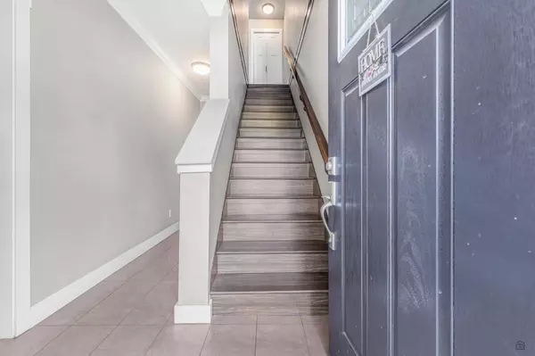 Surrey, BC V3X 0H8,13670 62 AVE #57