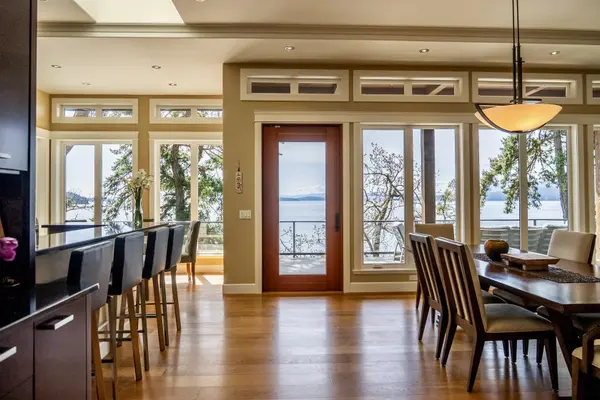 1369 Mackinnon RD, Pender Island, BC V0N 2M1